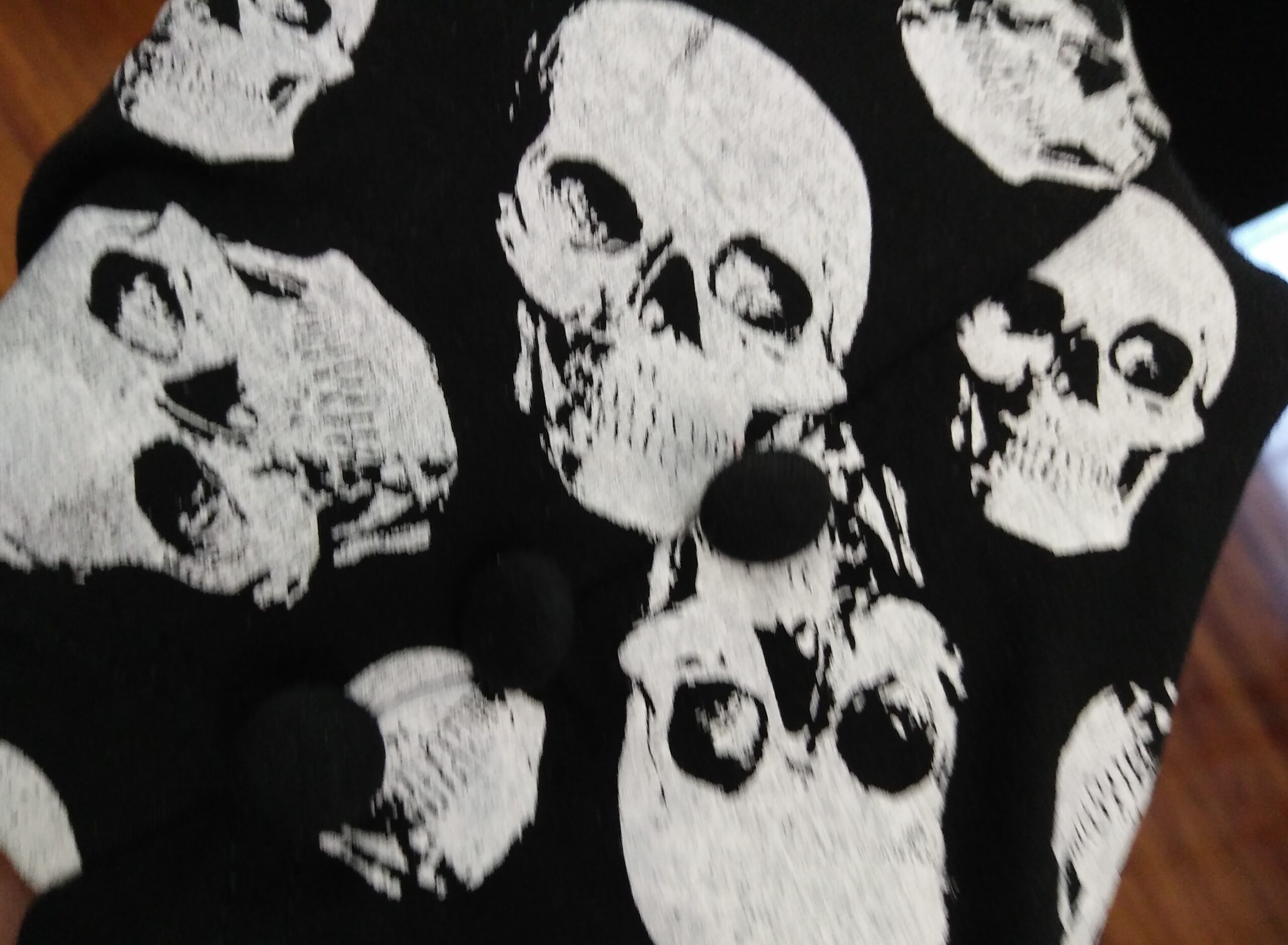 Sour Puss Skull Leggings 3/4 length - Image 3