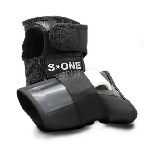 S one wrist guards maximise your protection